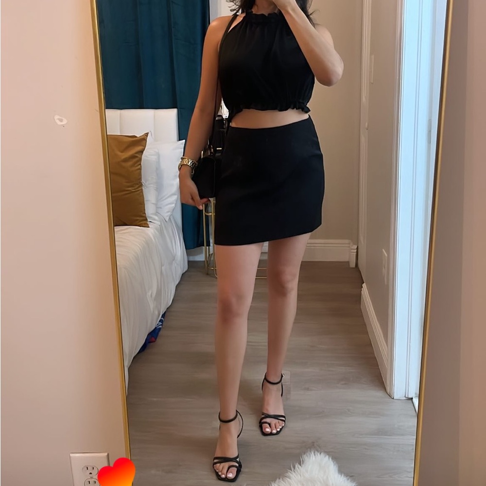 Elegant Black Women's Skirt